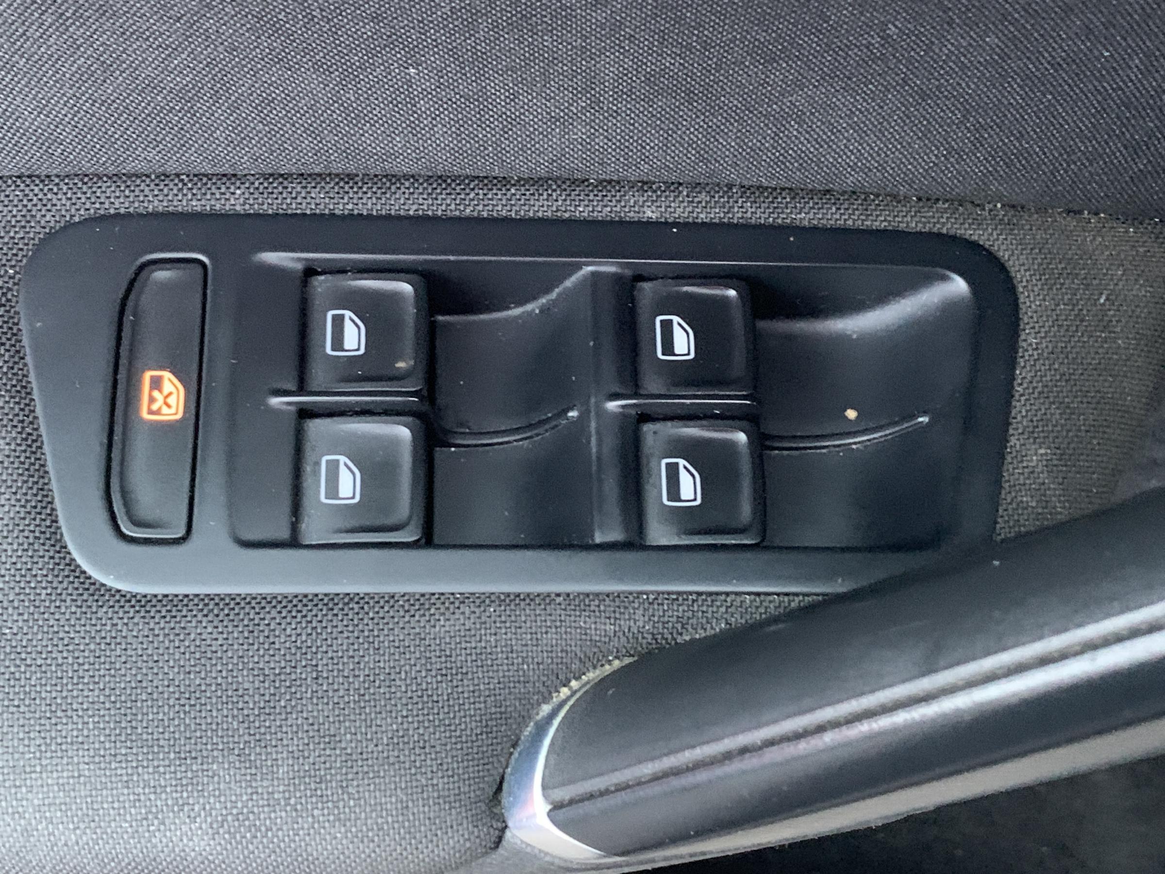 Volkswagen Golf, 2013 - pohled č. 18