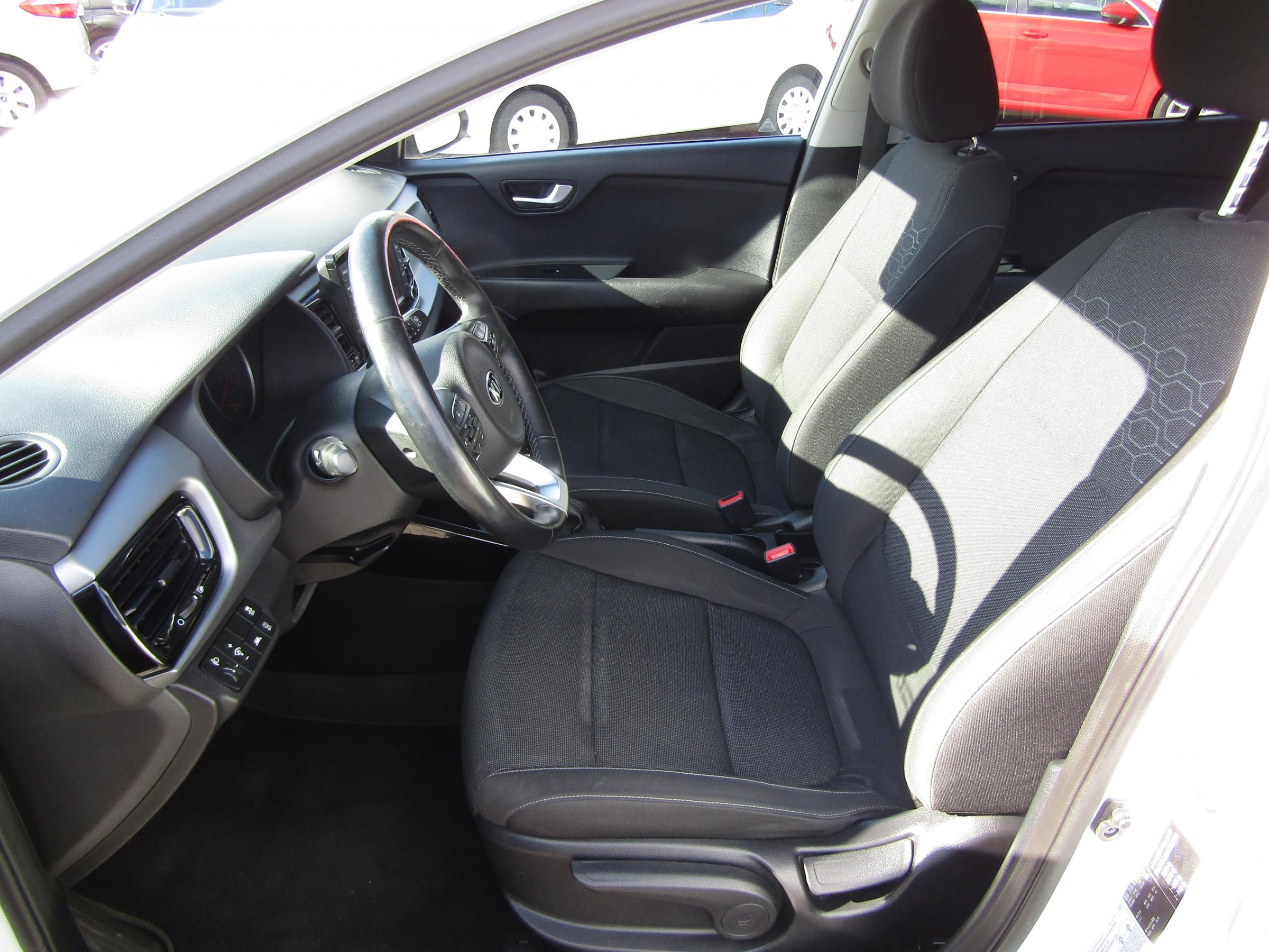 Kia Rio, 2017 - pohled č. 9