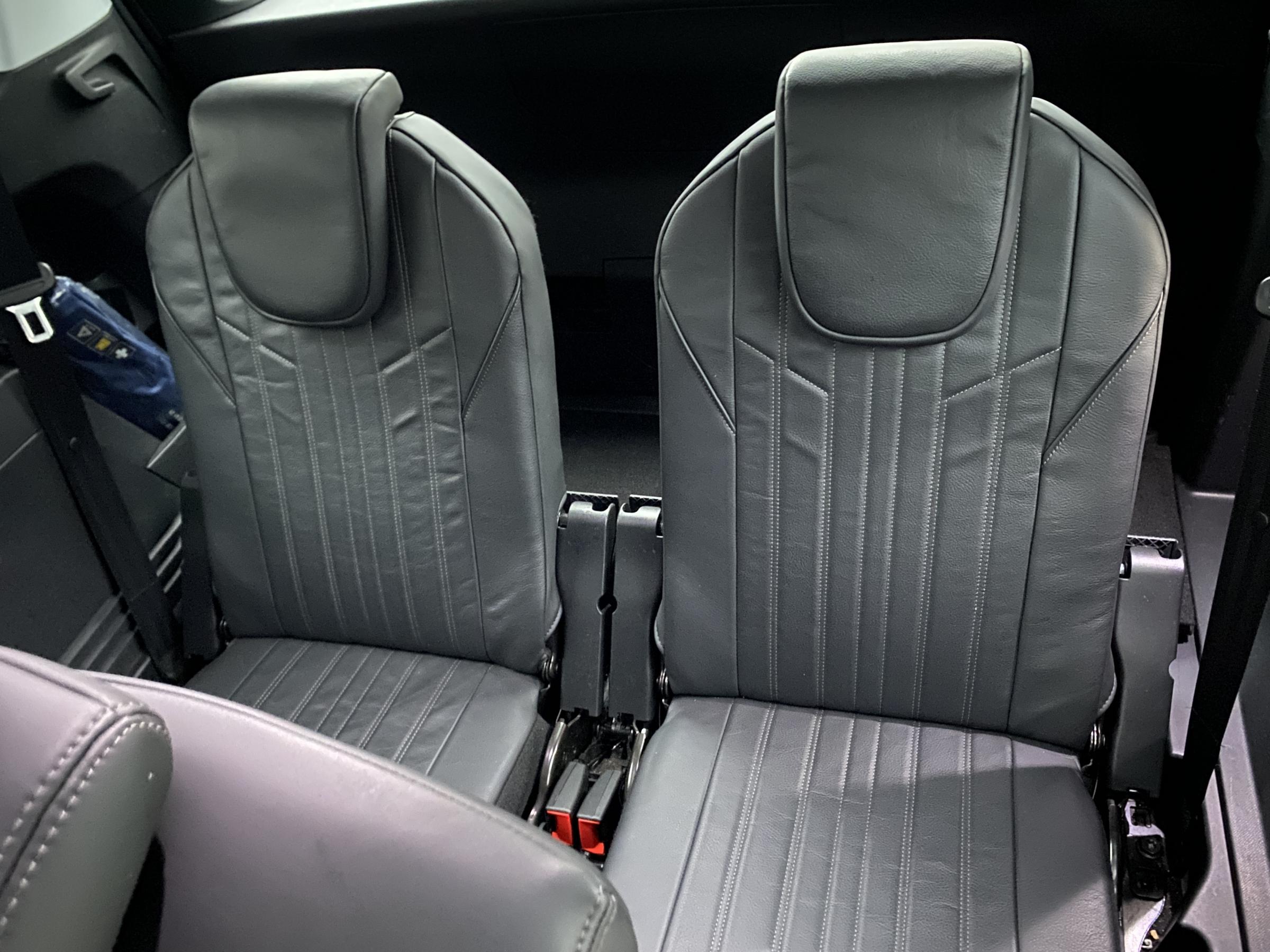 Peugeot 5008, 2018 - pohled č. 11