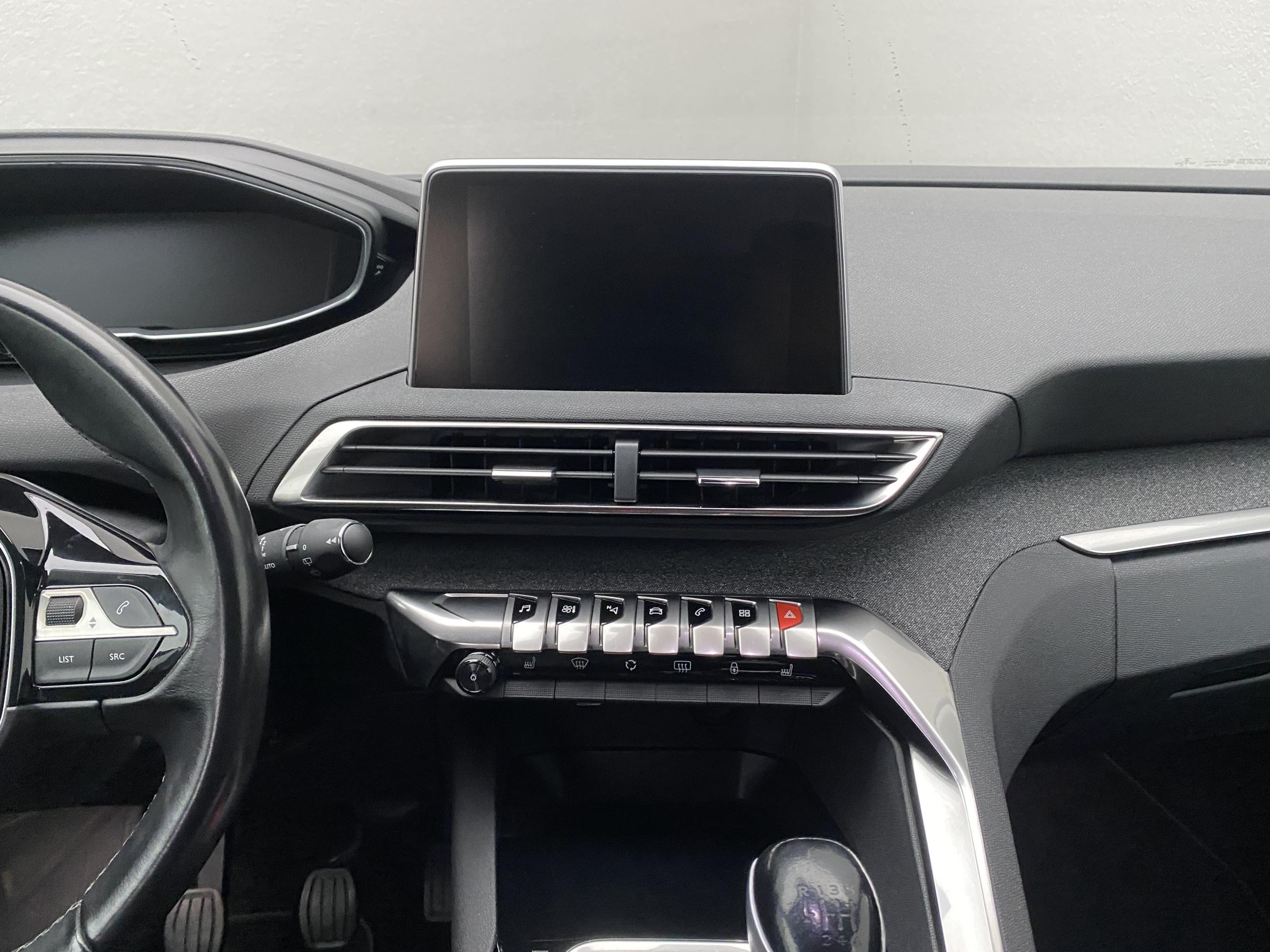 Peugeot 5008, 2018 - pohled č. 13