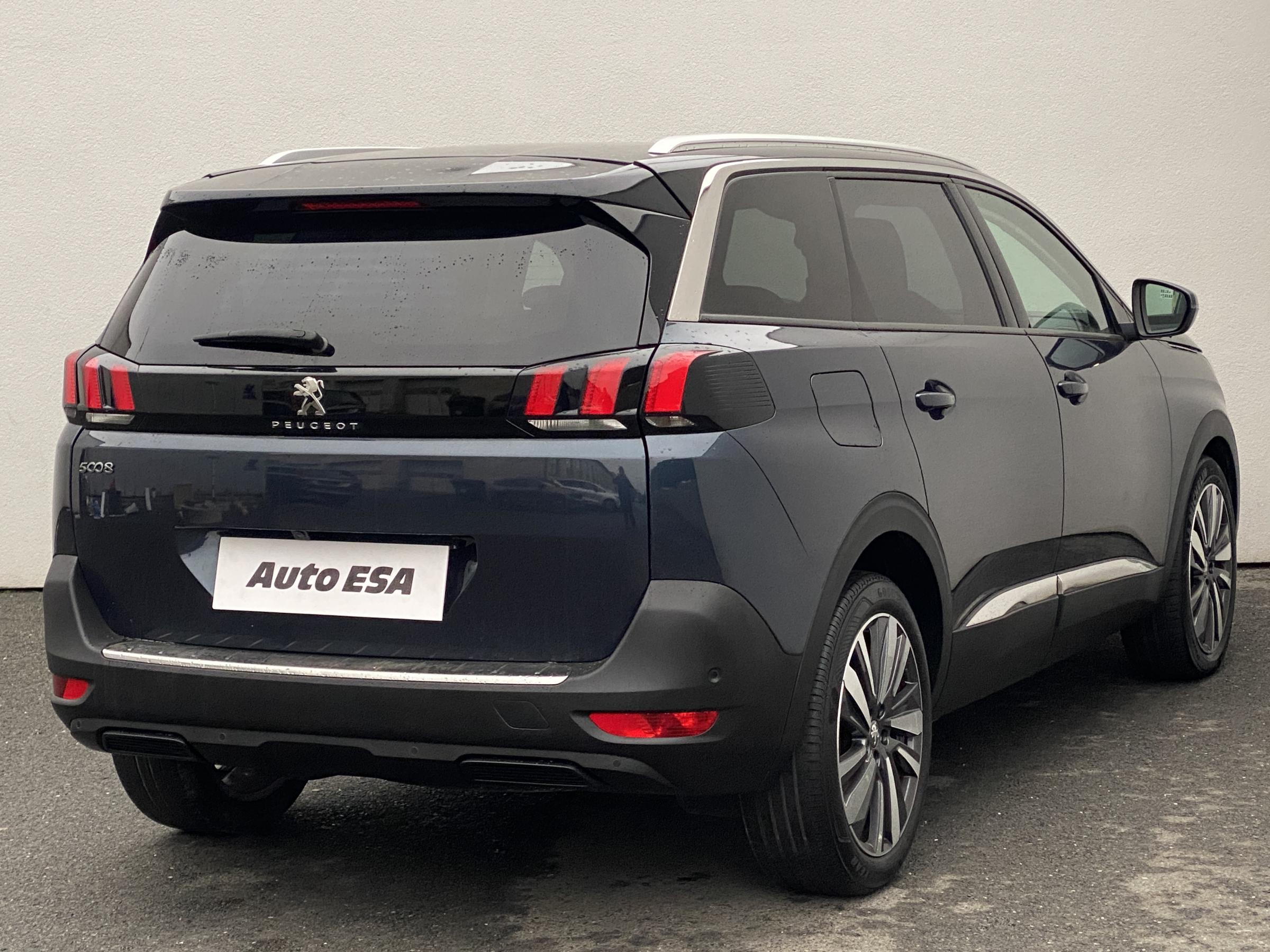 Peugeot 5008, 2018 - pohled č. 4