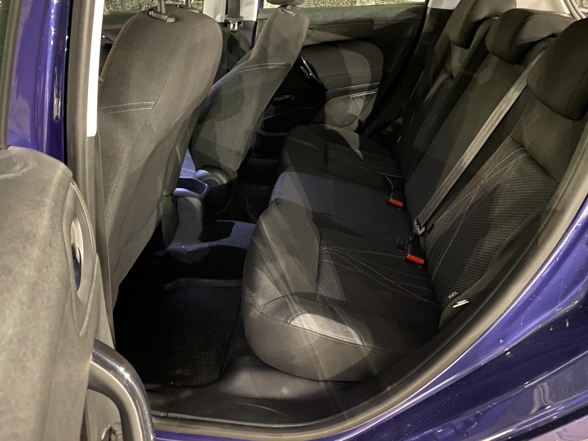 Peugeot 208, 2012 - pohled č. 10