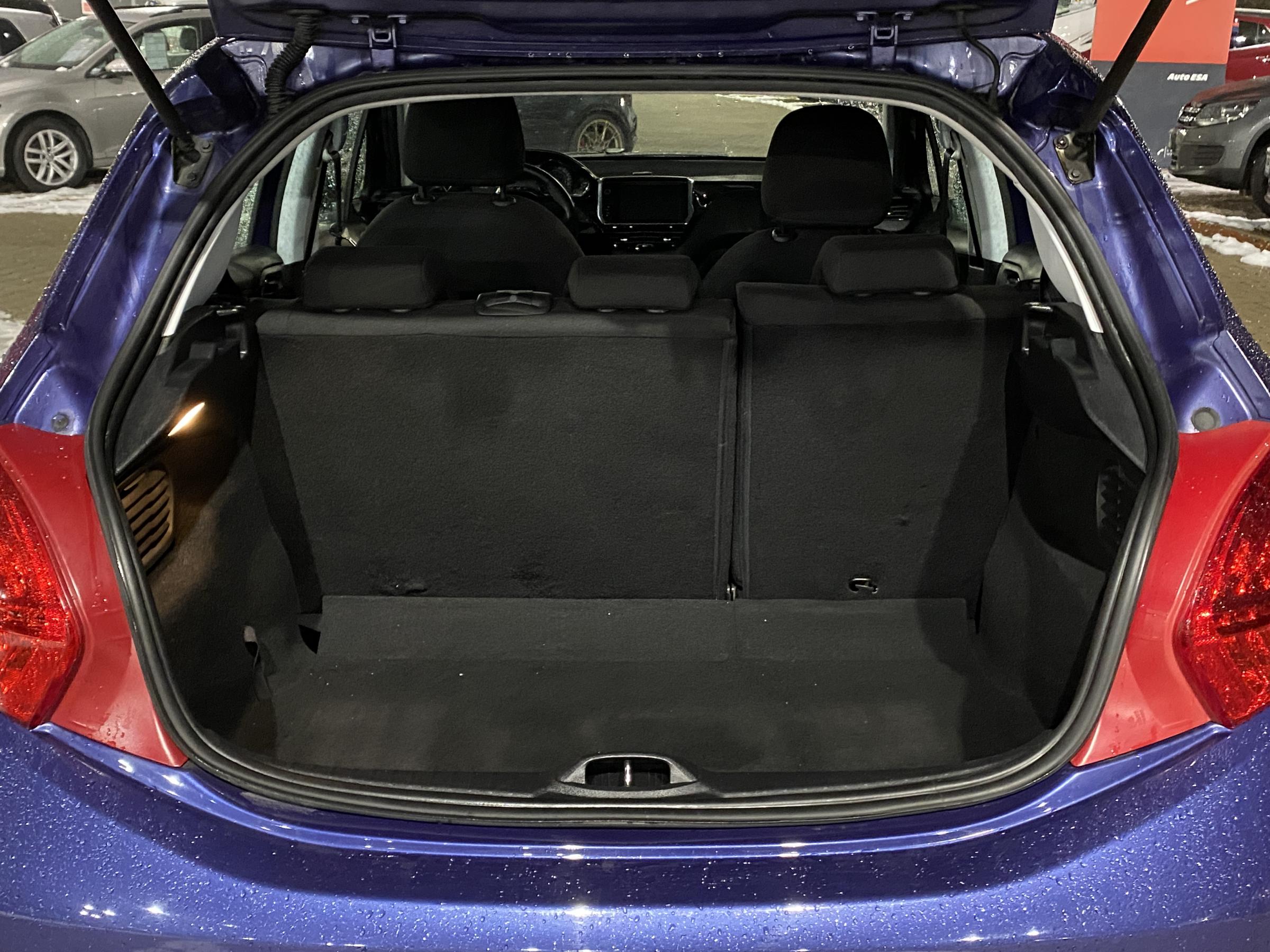 Peugeot 208, 2012 - pohled č. 7