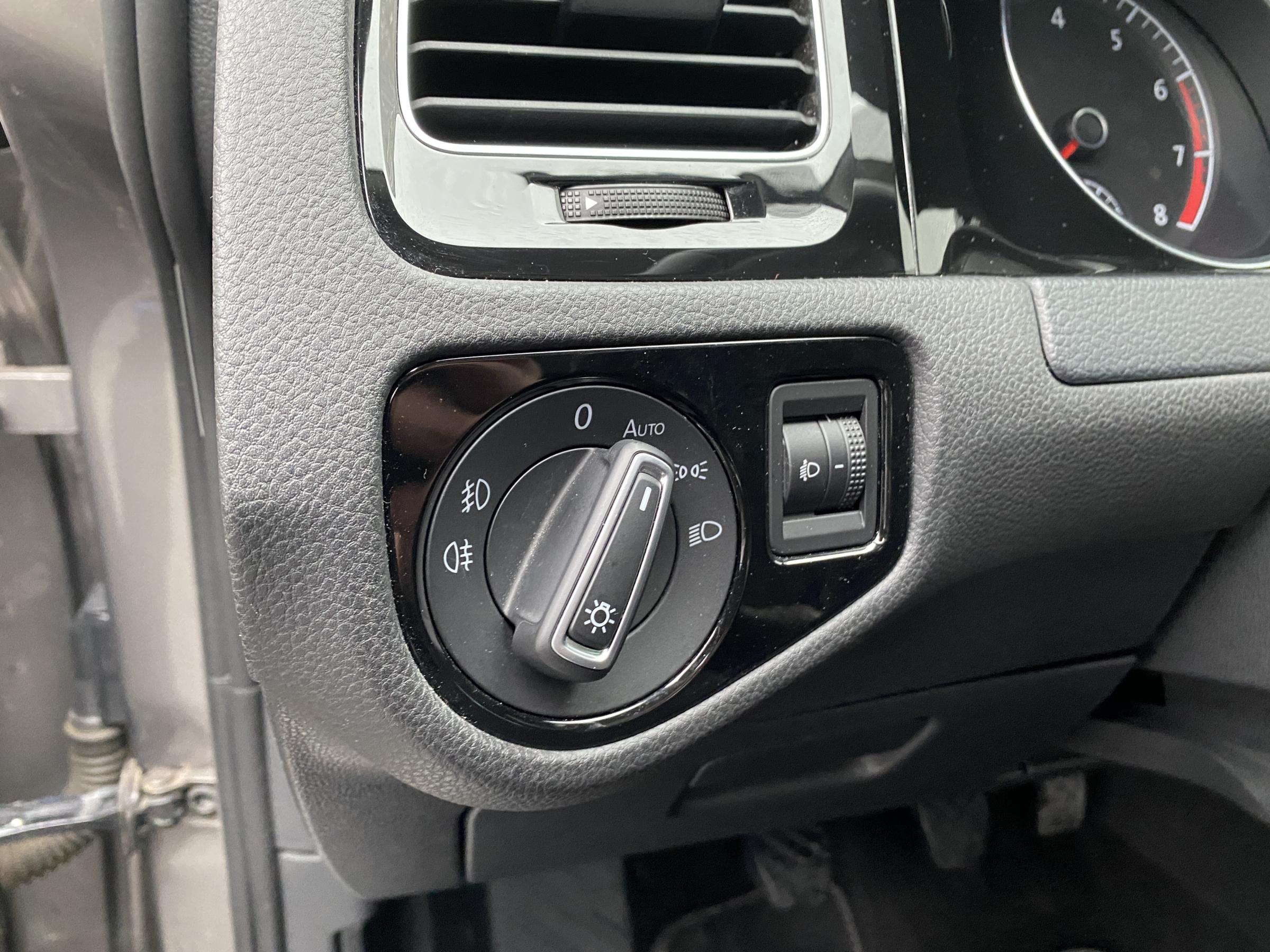 Volkswagen Golf, 2014 - pohled č. 14