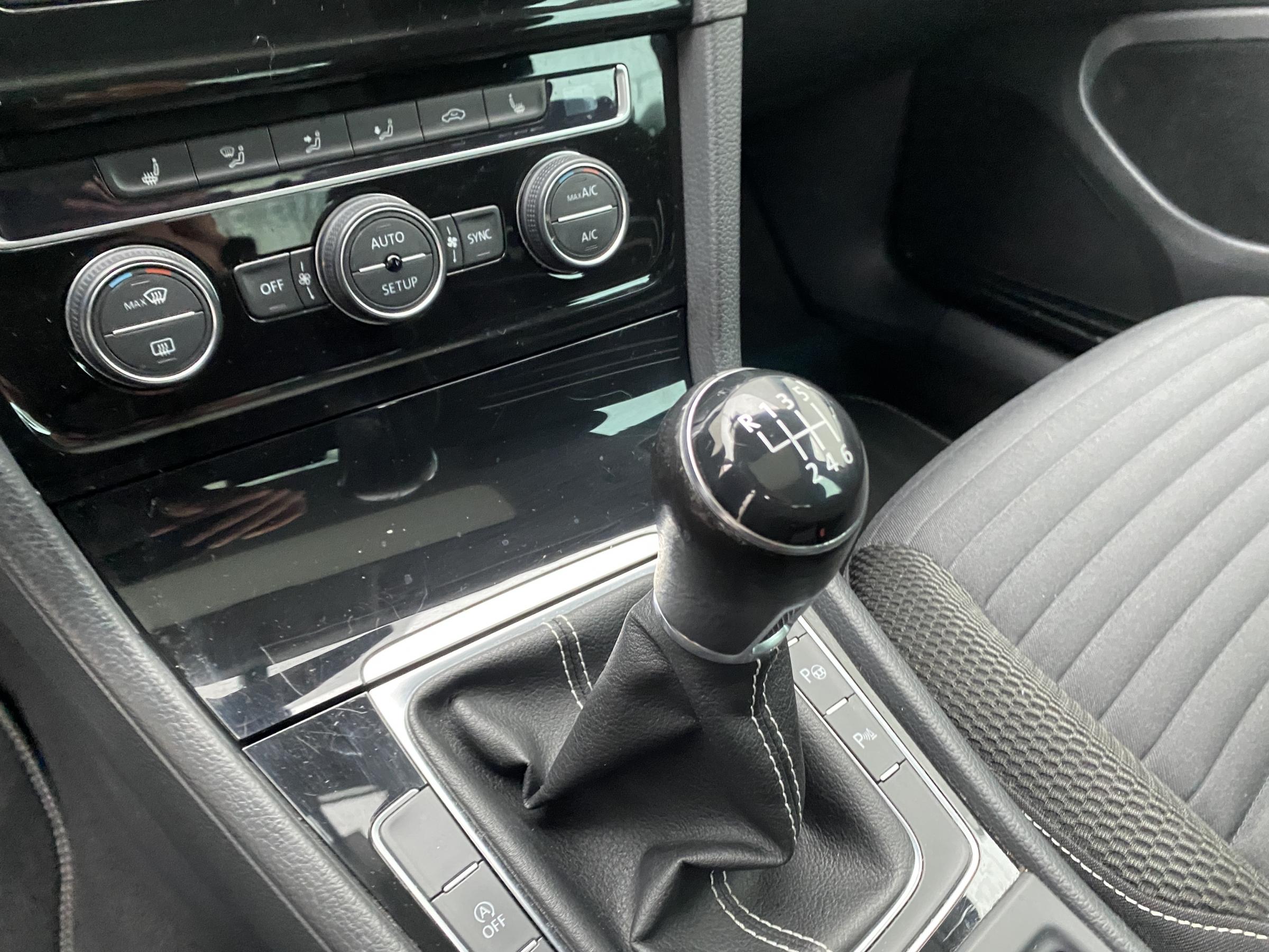 Volkswagen Golf, 2014 - pohled č. 15