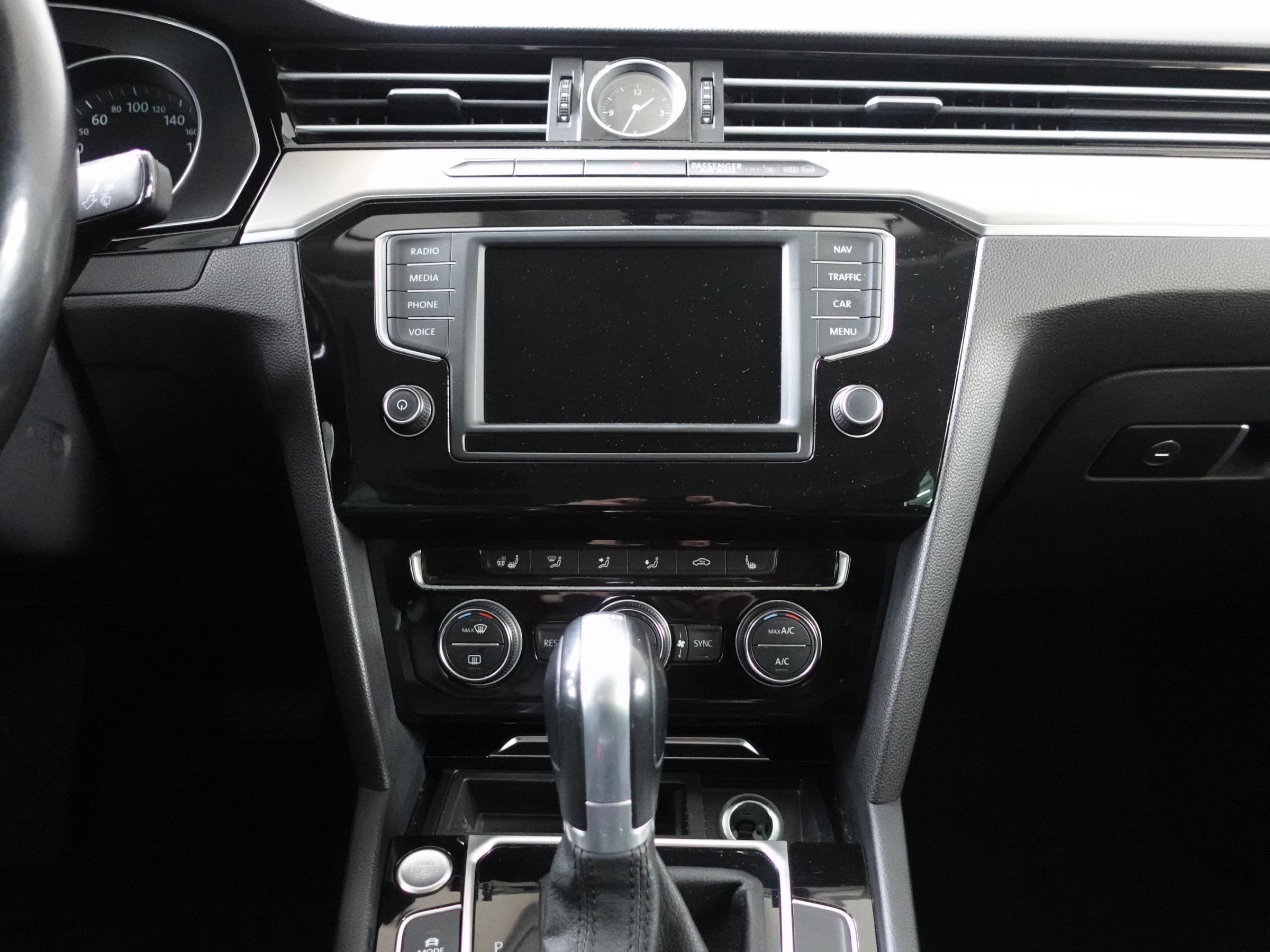 Volkswagen Passat, 2015 - pohled č. 14