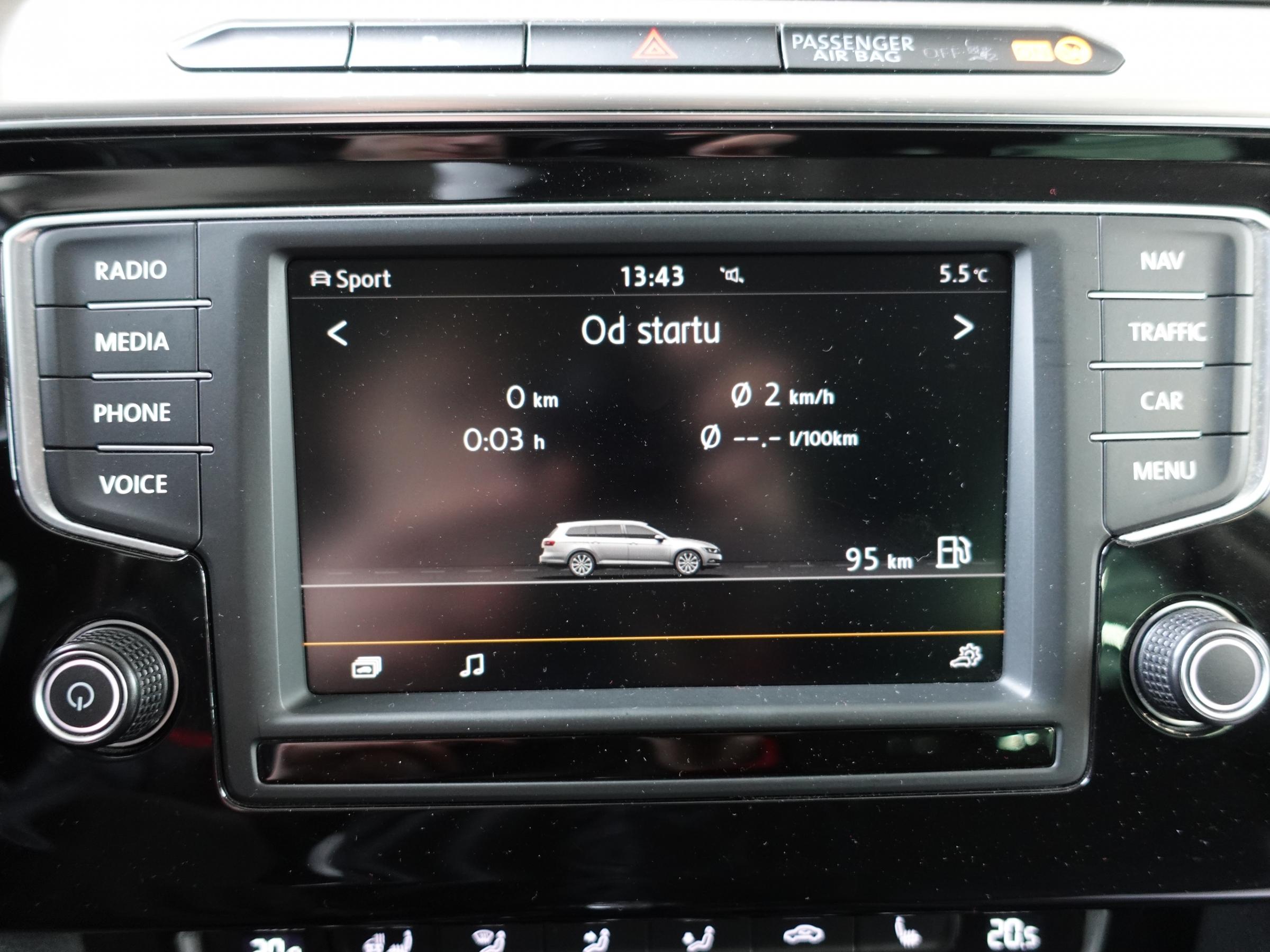 Volkswagen Passat, 2015 - pohled č. 18