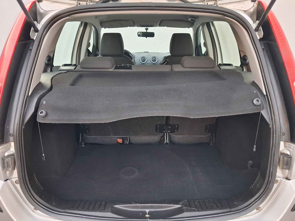 Ford Fusion 1.4i 