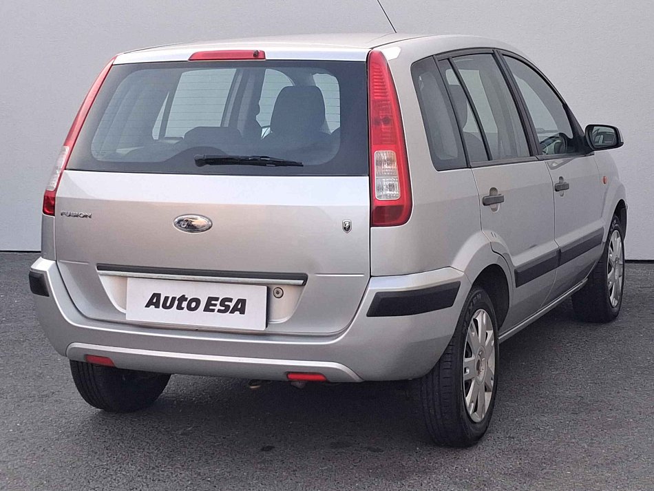 Ford Fusion 1.4i 