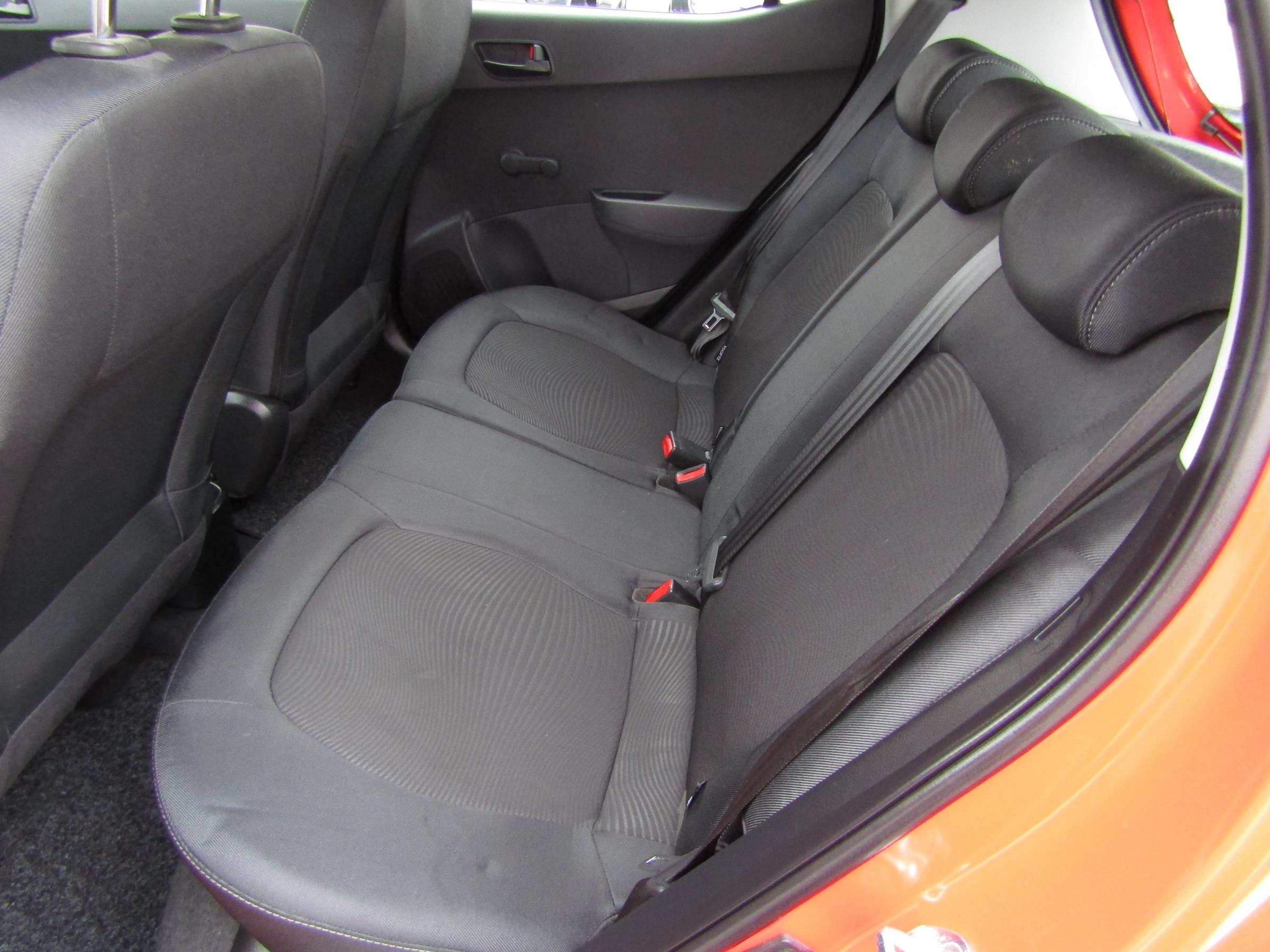 Hyundai i10, 2018 - pohled č. 11