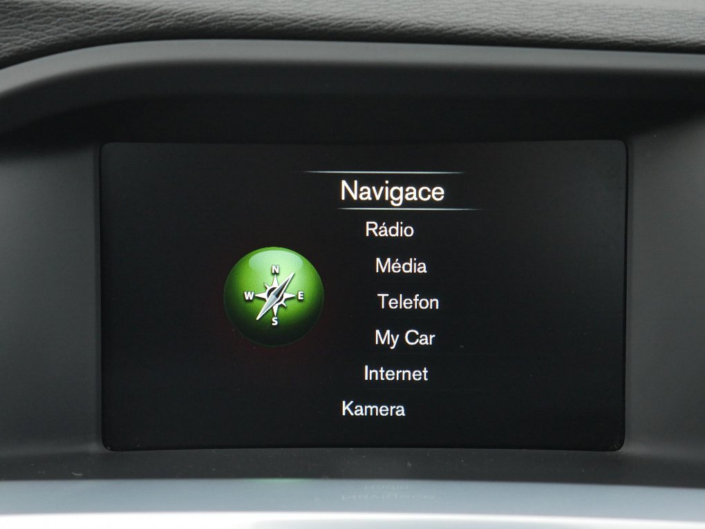 Volvo V60 2.4 D4 Cross Country 4x4