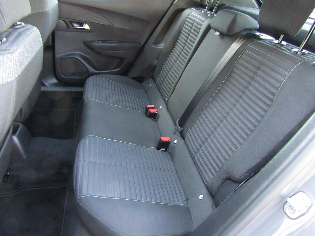 Peugeot 2008 1.2 PT 