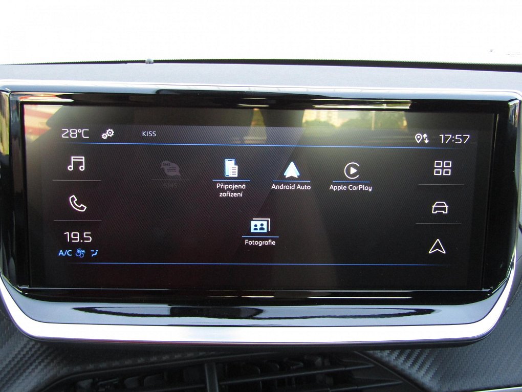 Peugeot 2008 1.2 PT 