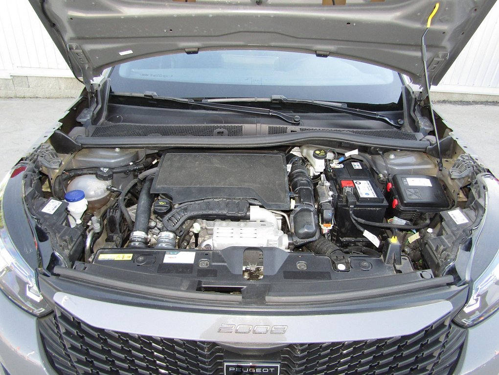Peugeot 2008 1.2 PT 
