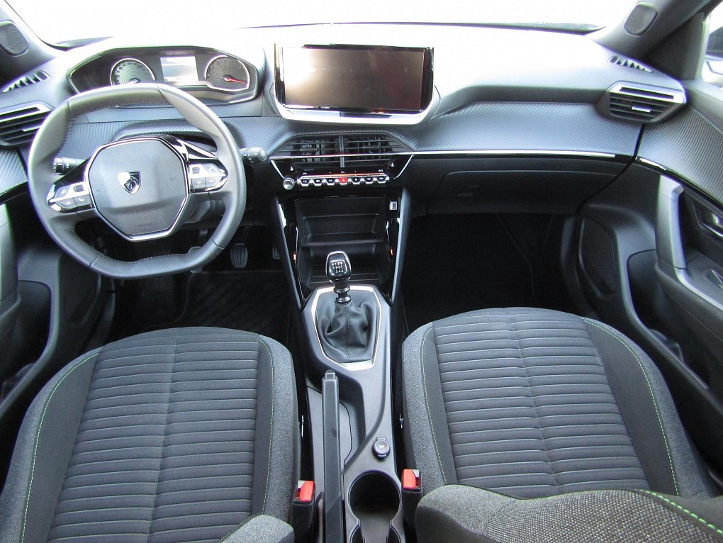 Peugeot 2008 1.2 PT 