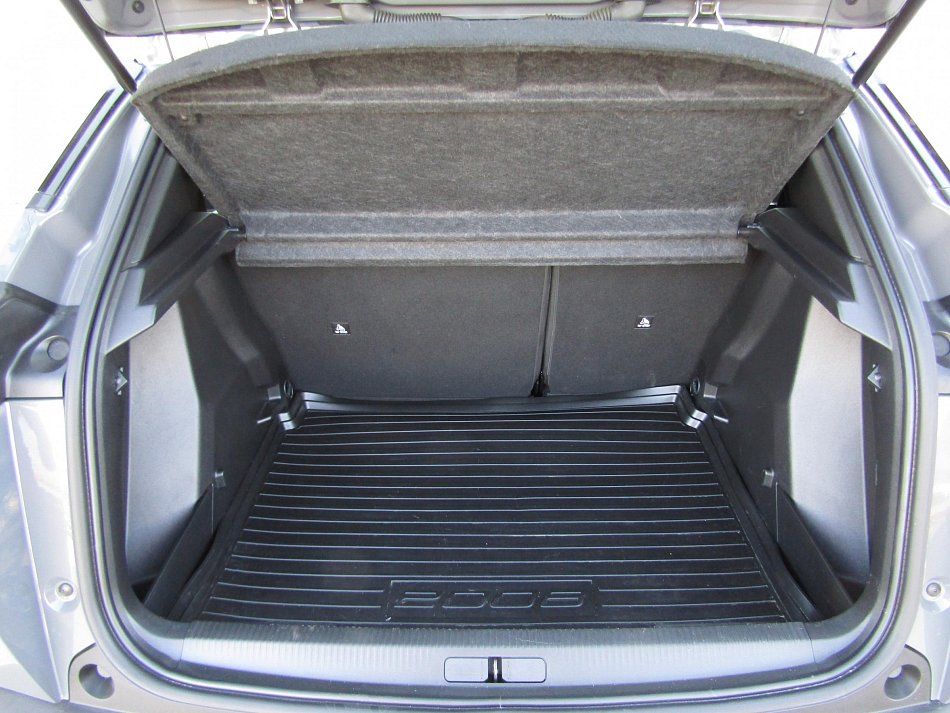 Peugeot 2008 1.2 PT 