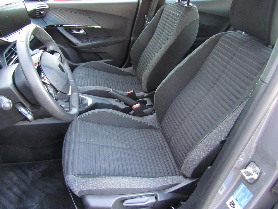Peugeot 2008 1.2 PT 