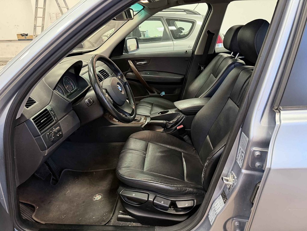 BMW X3 2.5I 