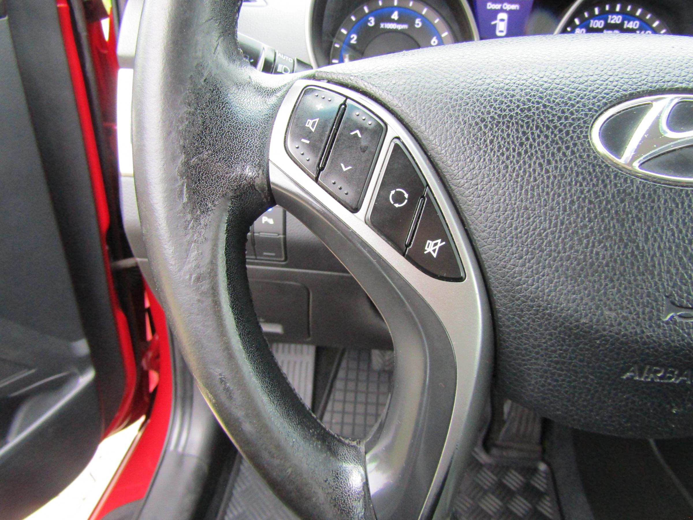 Hyundai i30, 2012 - pohled č. 16