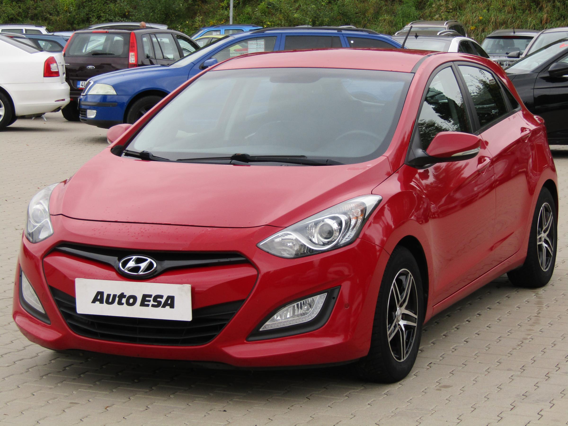 Hyundai i30, 2012 - pohled č. 3