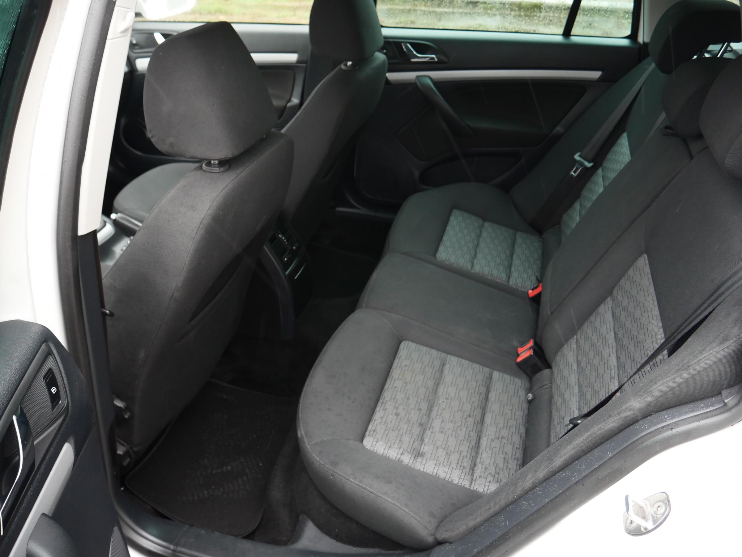 Škoda Octavia II, 2013 - pohled č. 10