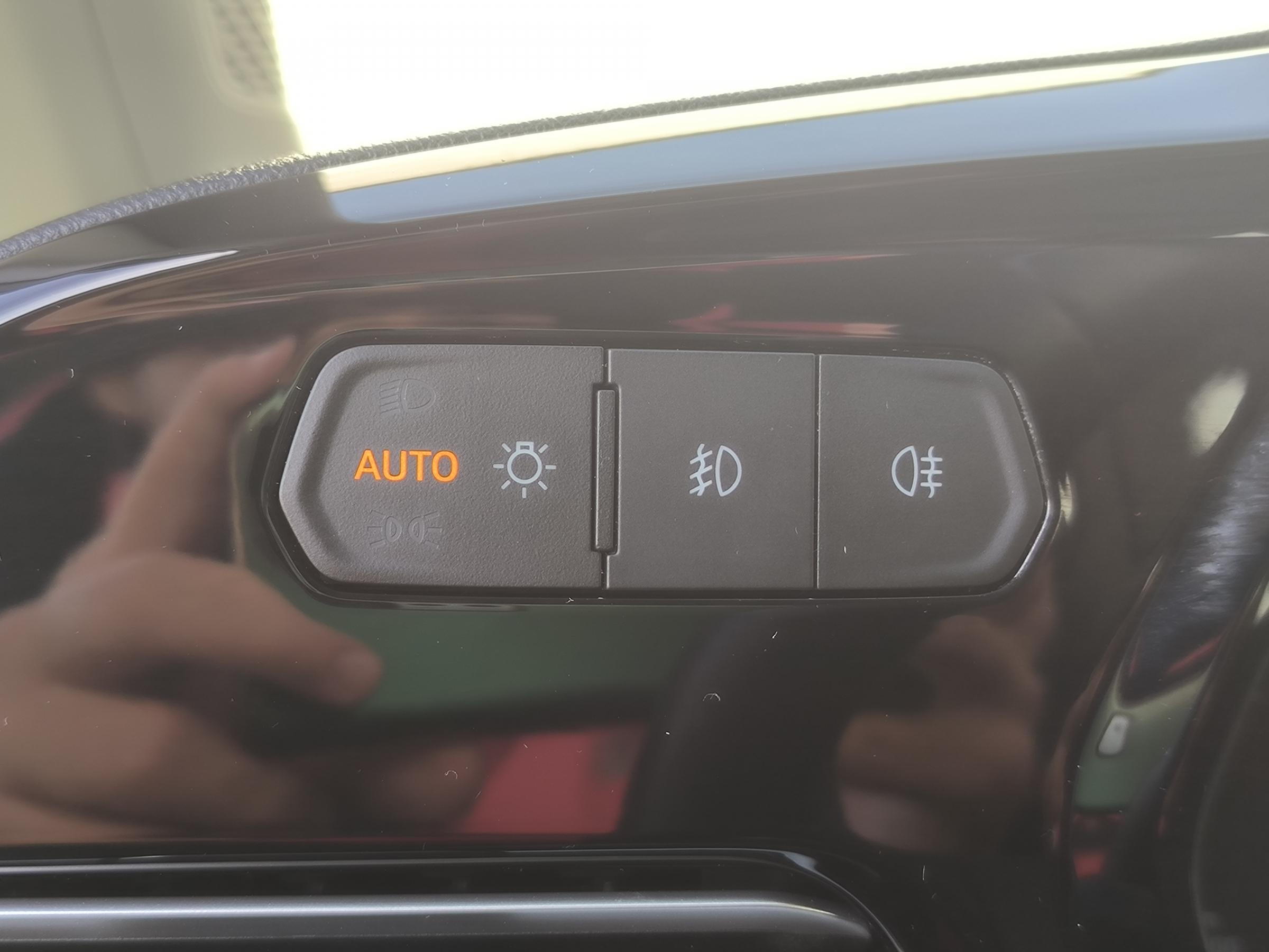 Ford Tourneo Connect, 2023 - pohled č. 20