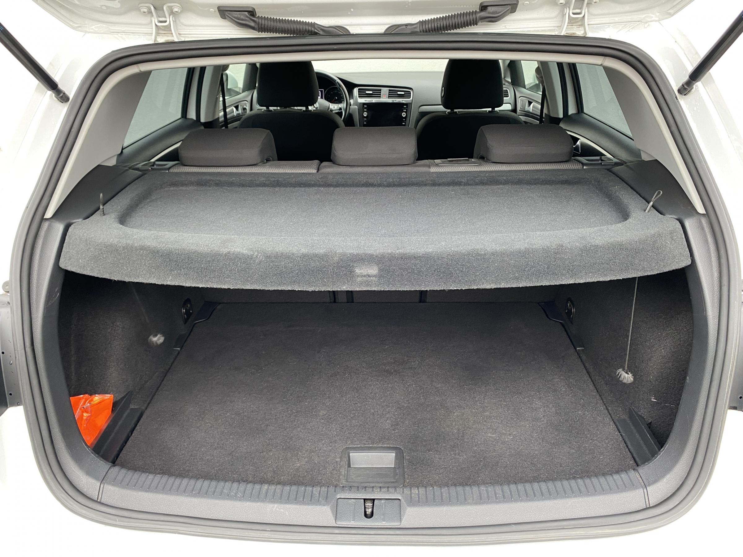 Volkswagen Golf, 2017 - pohled č. 7