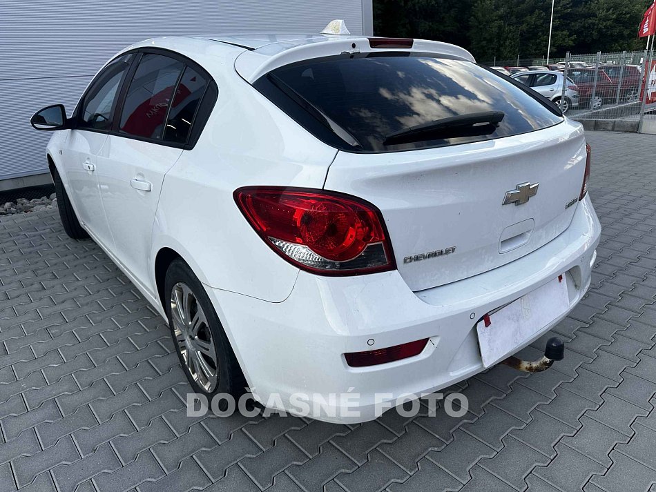 Chevrolet Cruze 1.6i 