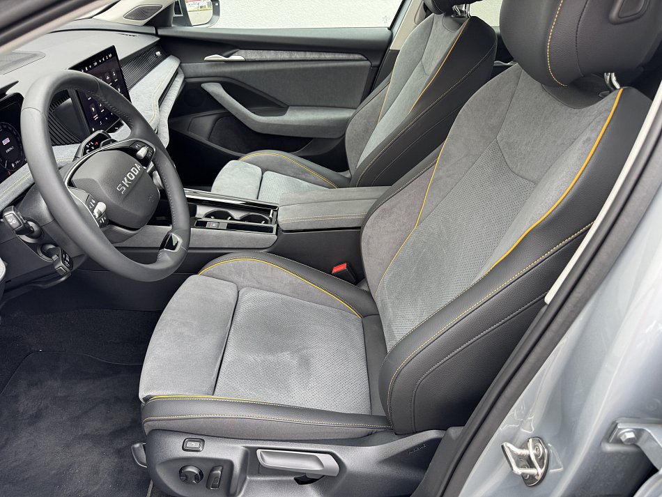 Škoda Superb IV 2.0 TDi Selection