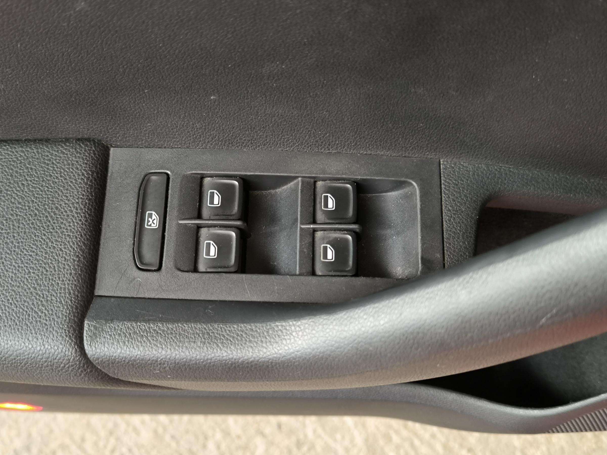 Škoda Octavia III, 2013 - pohled č. 17