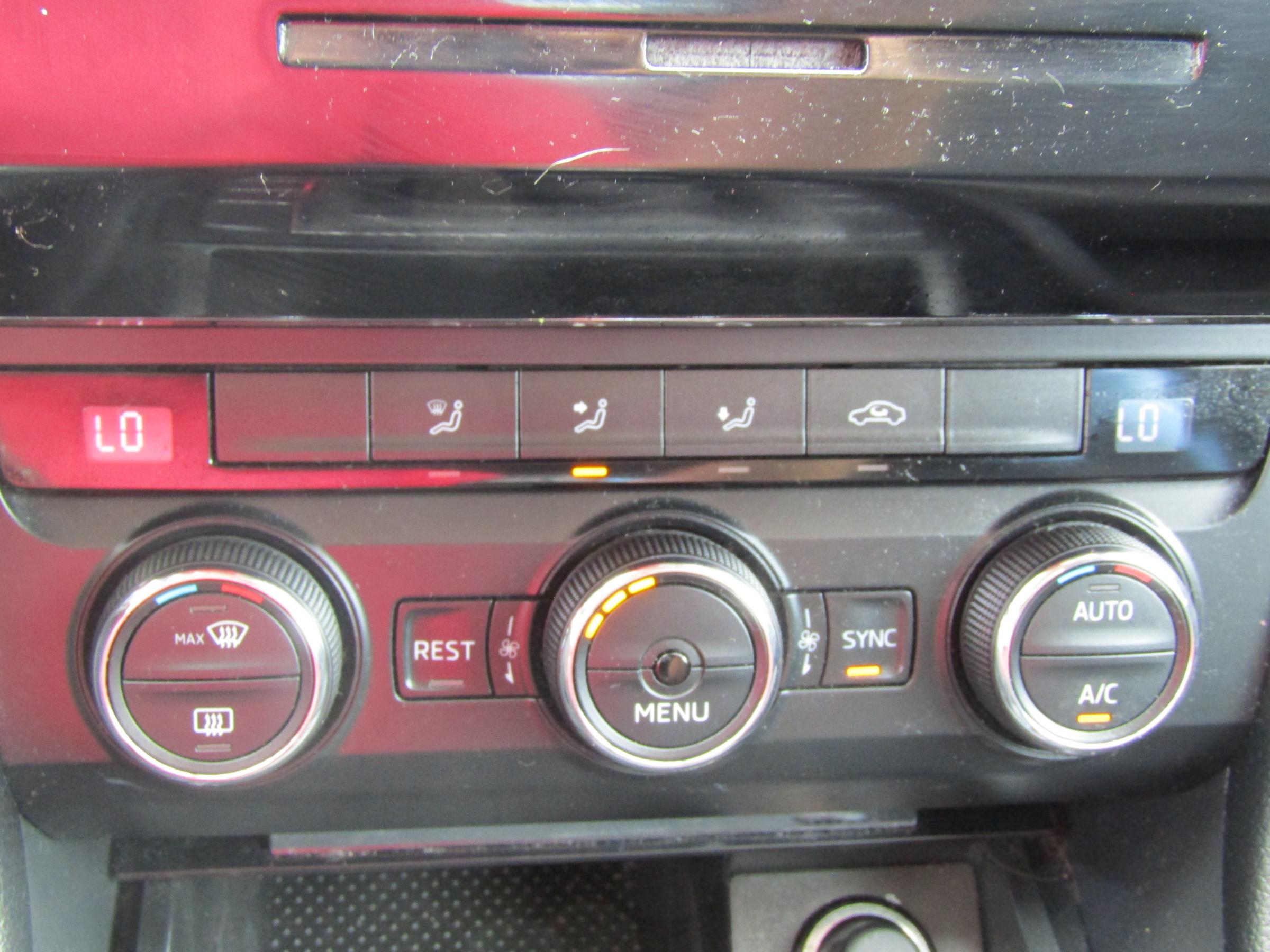 Škoda Superb III, 2015 - pohled č. 17