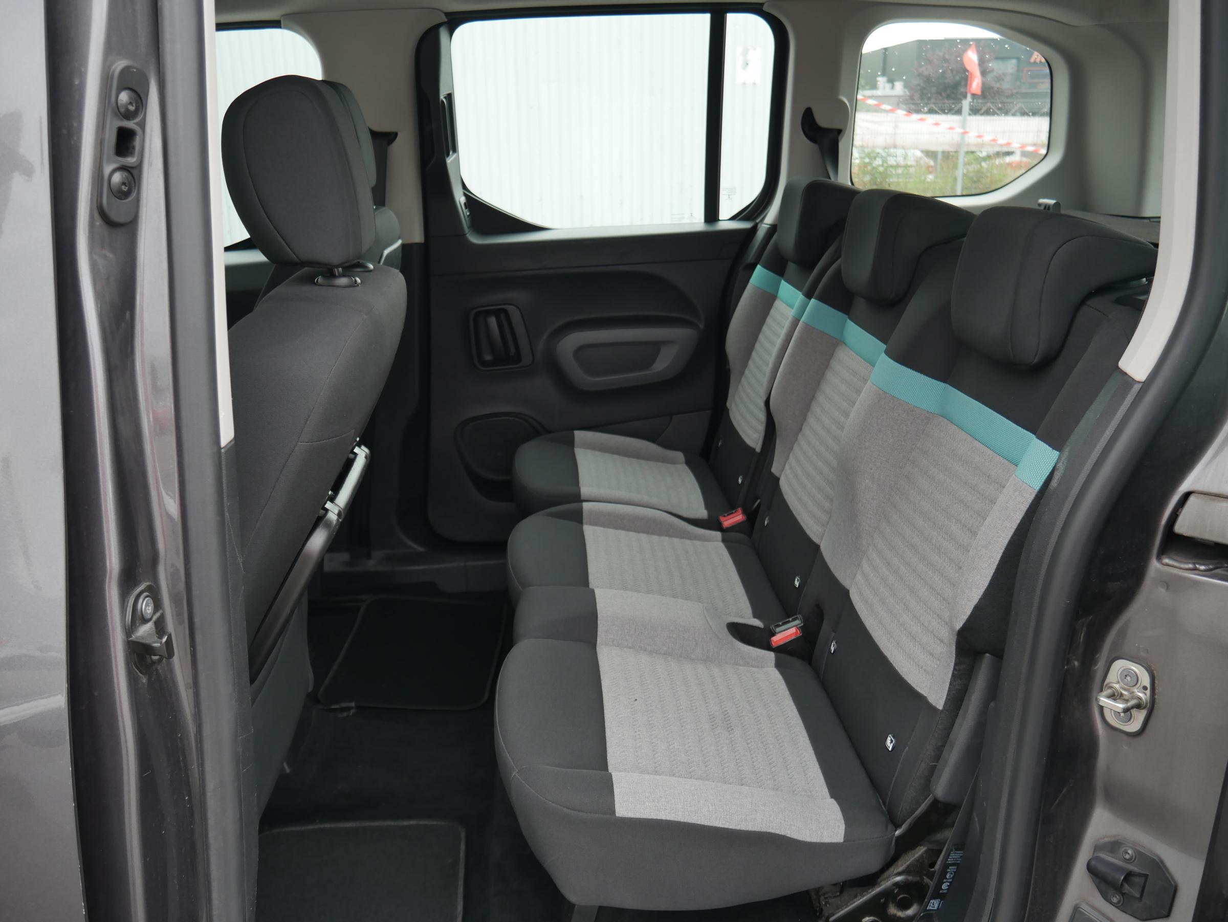 Citroën Berlingo, 2020 - pohled č. 11