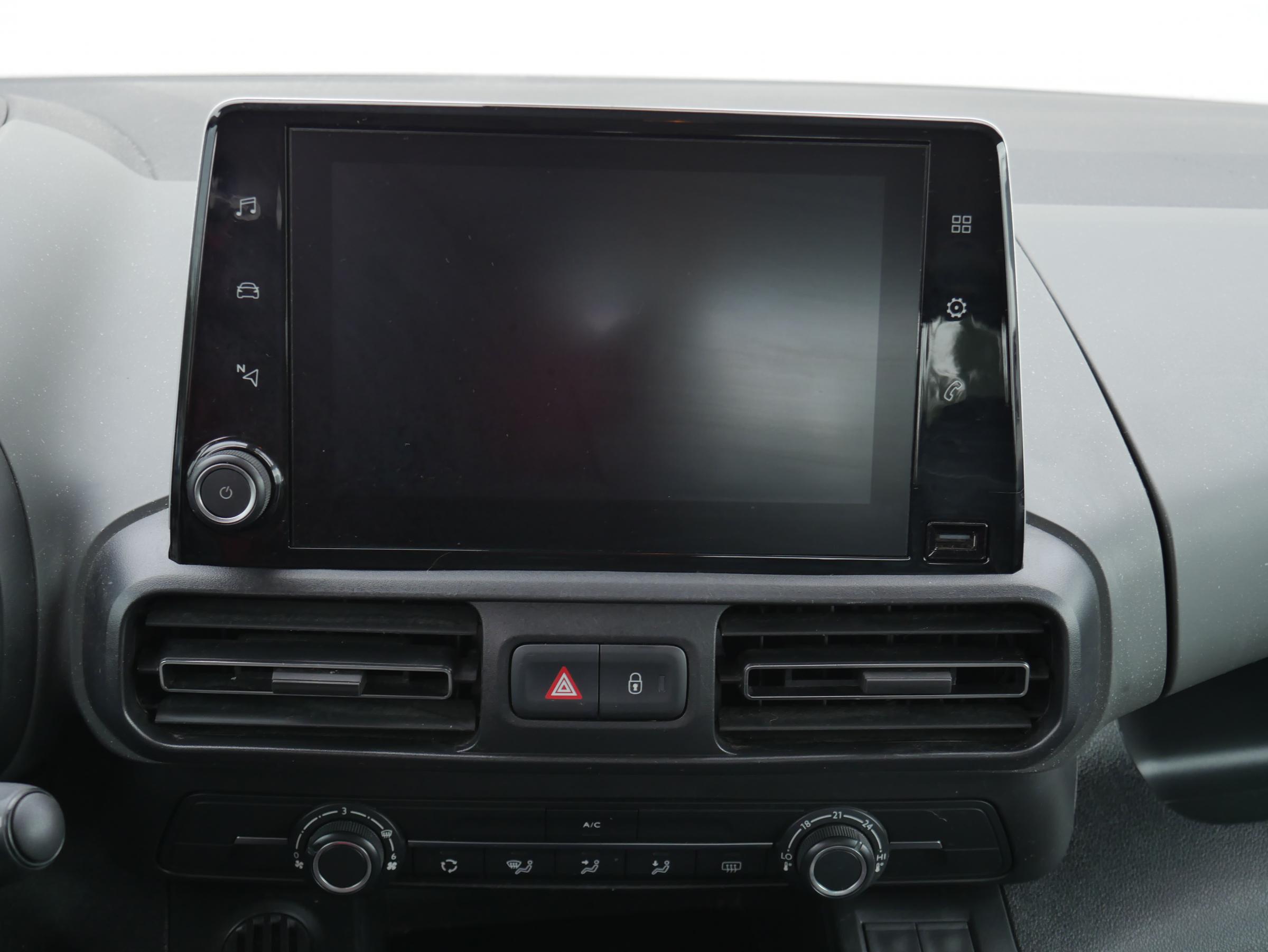 Citroën Berlingo, 2020 - pohled č. 12