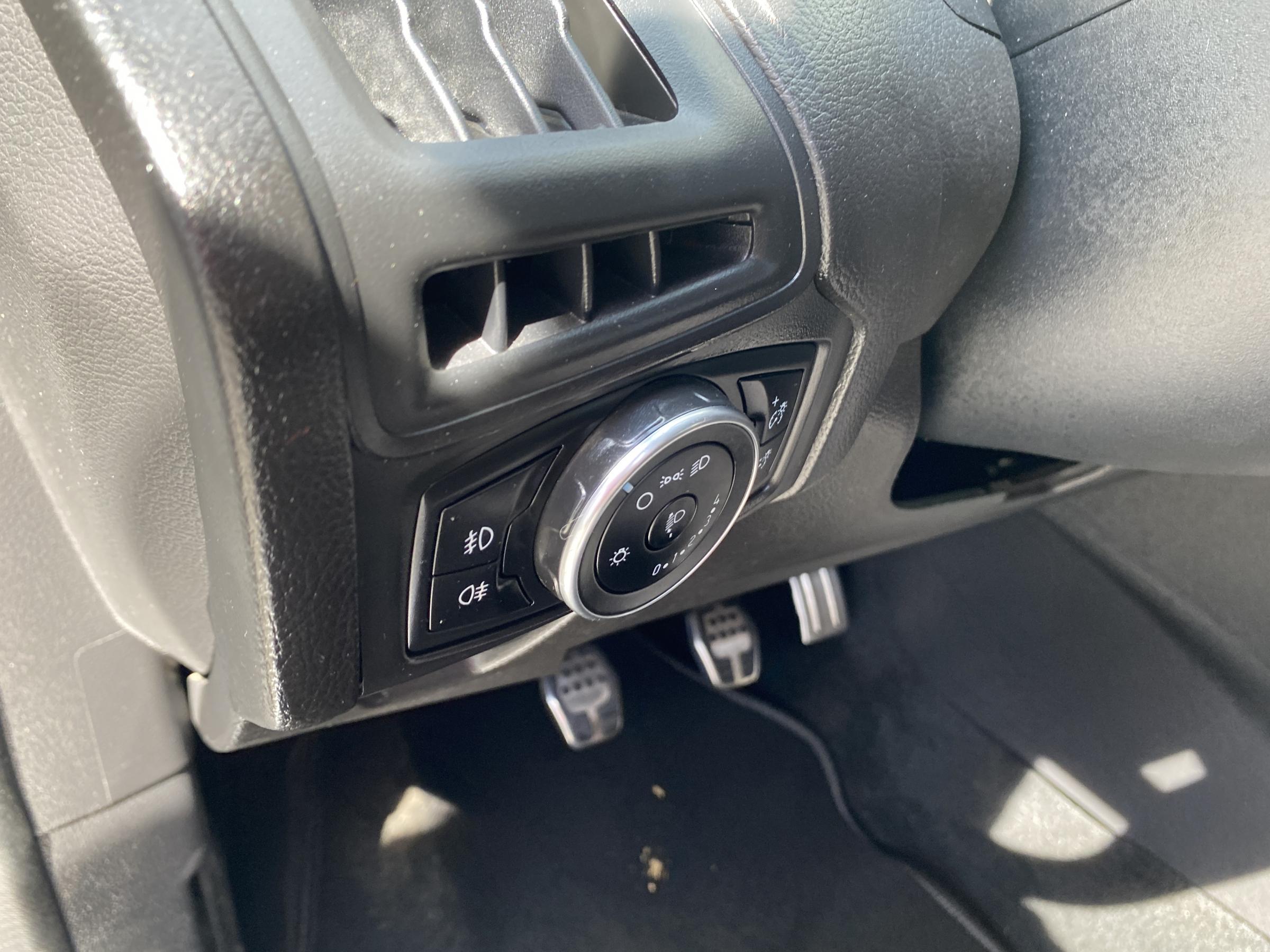 Ford Focus, 2018 - pohled č. 17