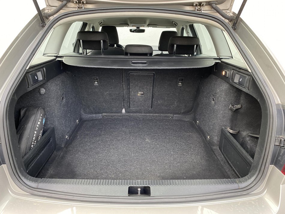 Škoda Octavia III 2.0 TDi Scout 4x4