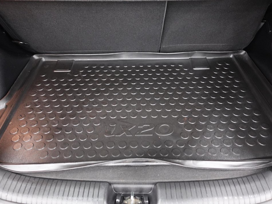 Hyundai Ix20 1.6 i Trikolor