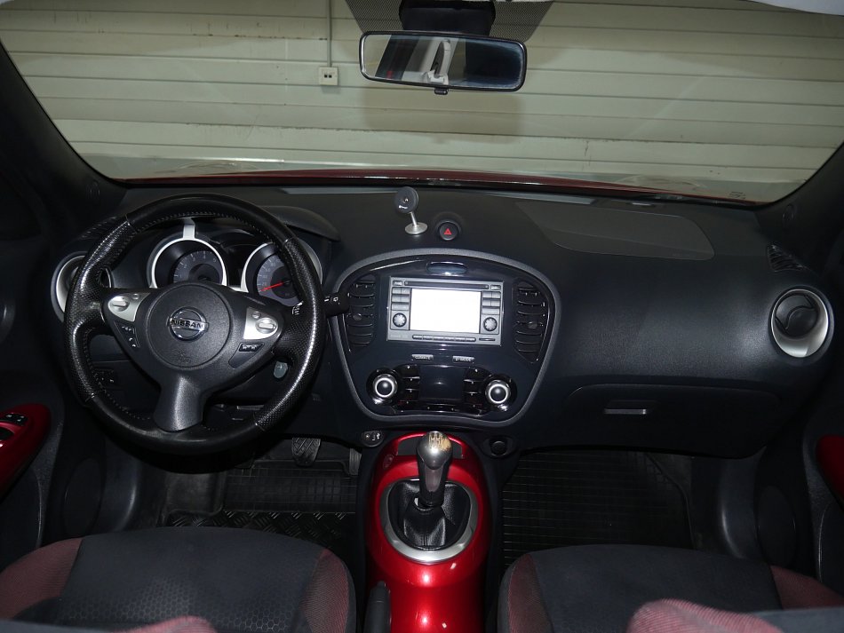 Nissan Juke 1.6i 