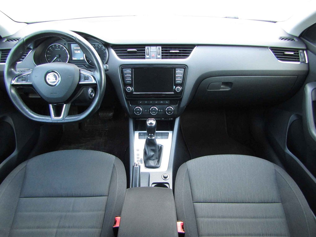 Škoda Octavia III 2.0TDi Elegance