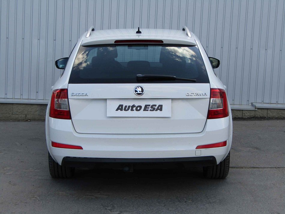 Škoda Octavia III 2.0TDi Elegance