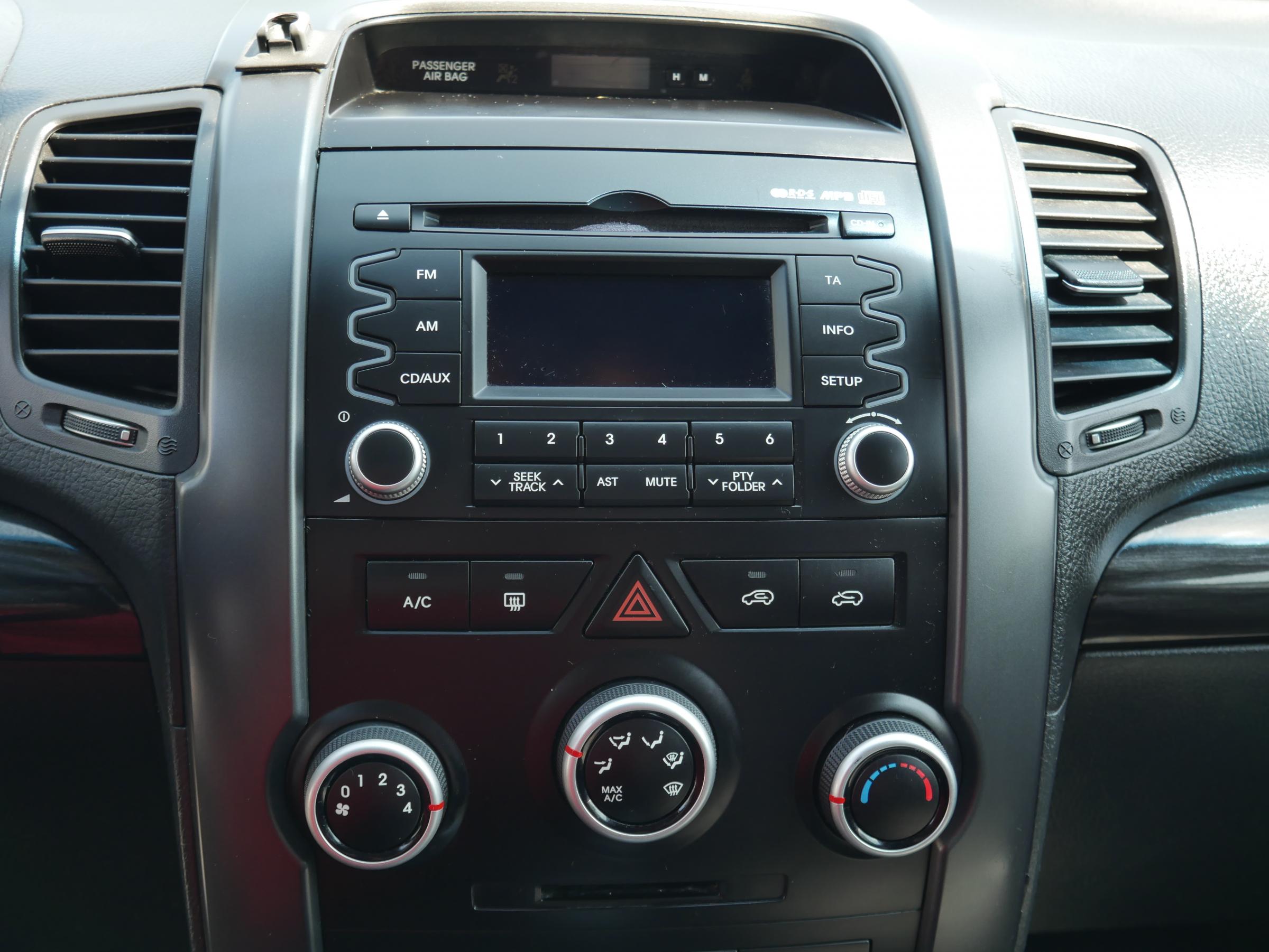 Kia Sorento, 2011 - pohled č. 11