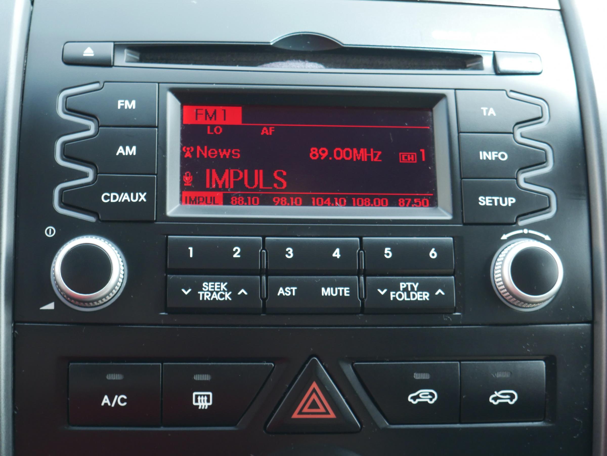 Kia Sorento, 2011 - pohled č. 12