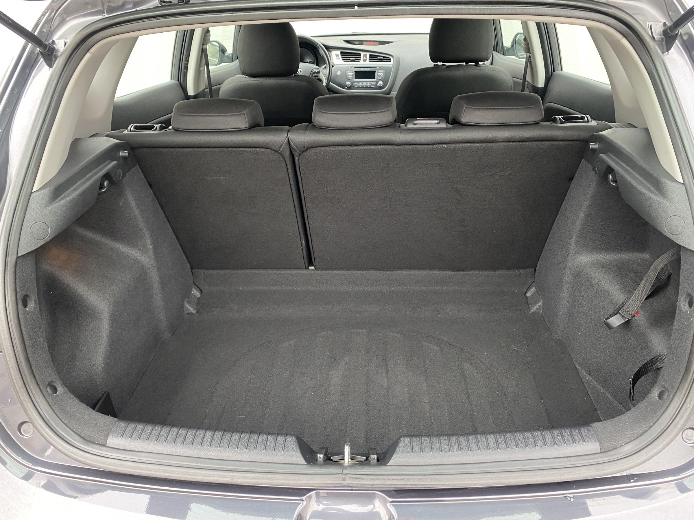 Kia Cee´d, 2012 - pohled č. 7