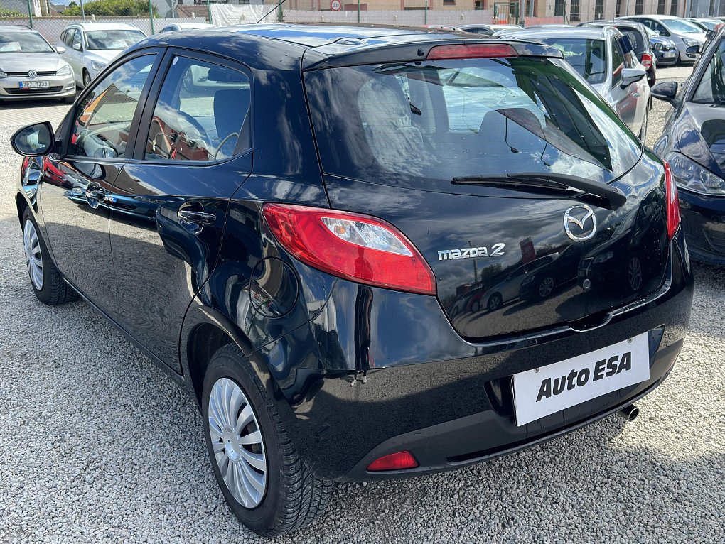 Mazda 2 1.5i 