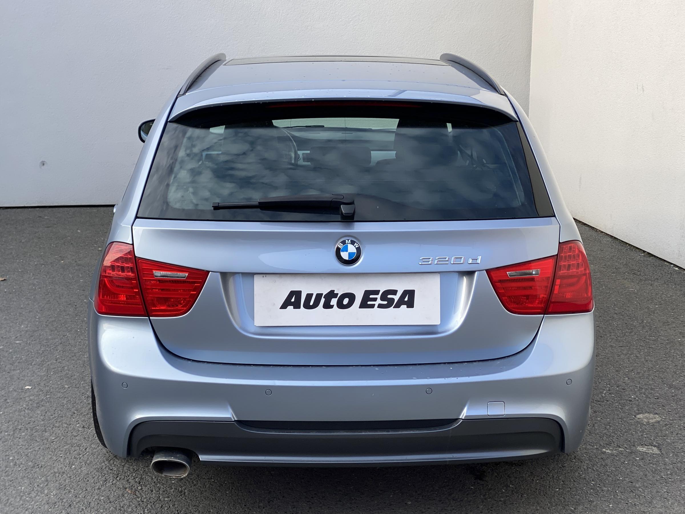 BMW Řada 3, 2011 - pohled č. 6