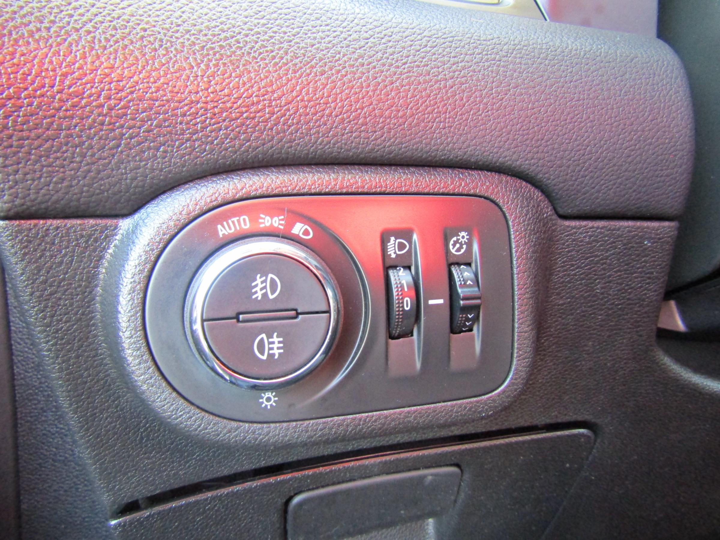 Opel Zafira, 2017 - pohled č. 12