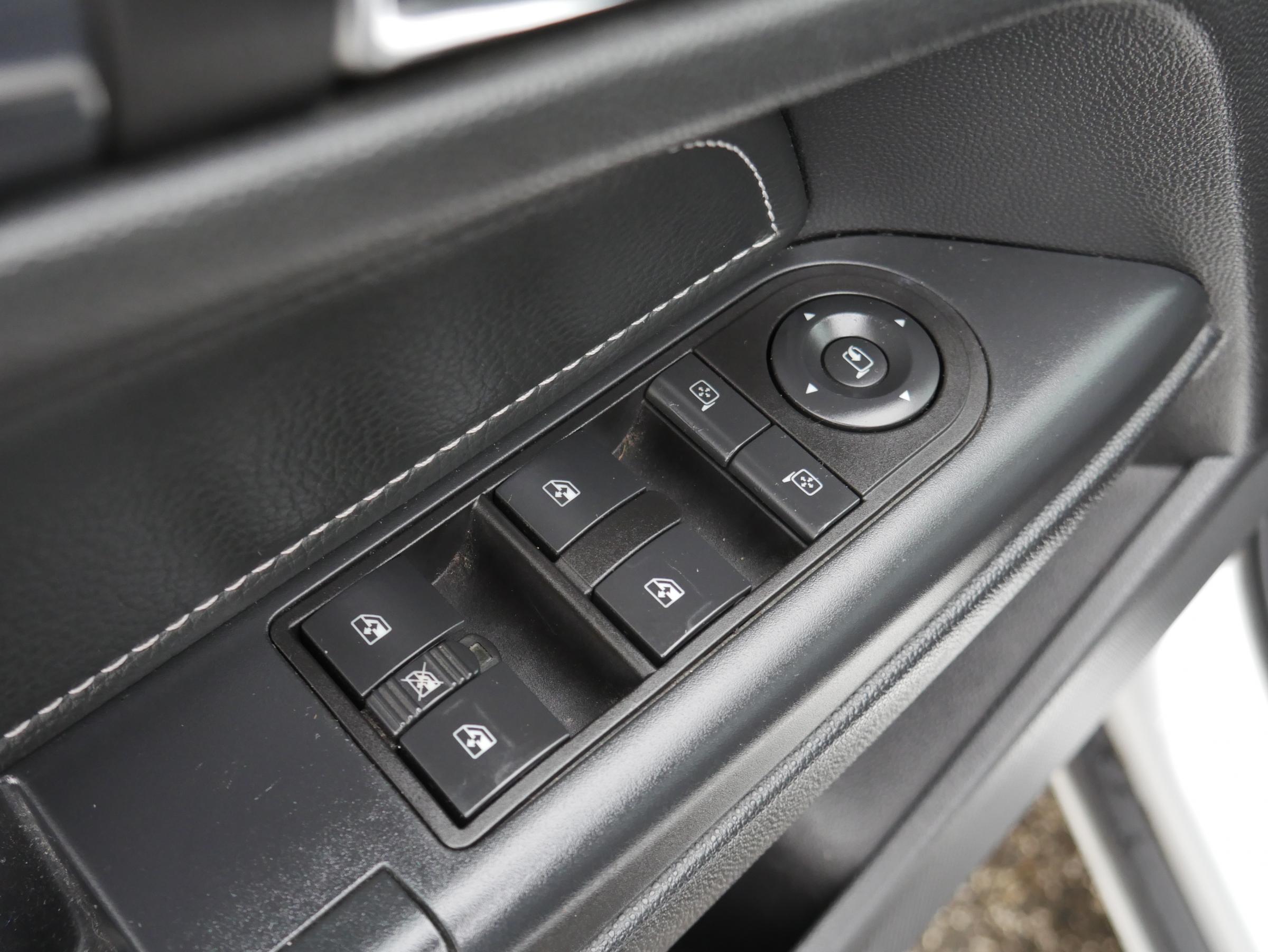 Opel Astra, 2005 - pohled č. 15