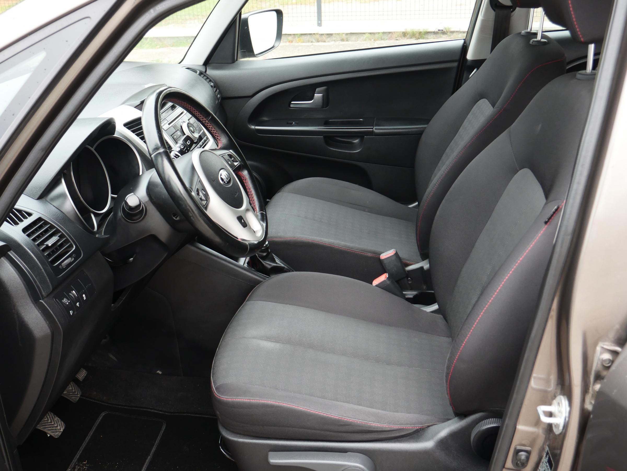 Kia Venga, 2016 - pohled č. 9