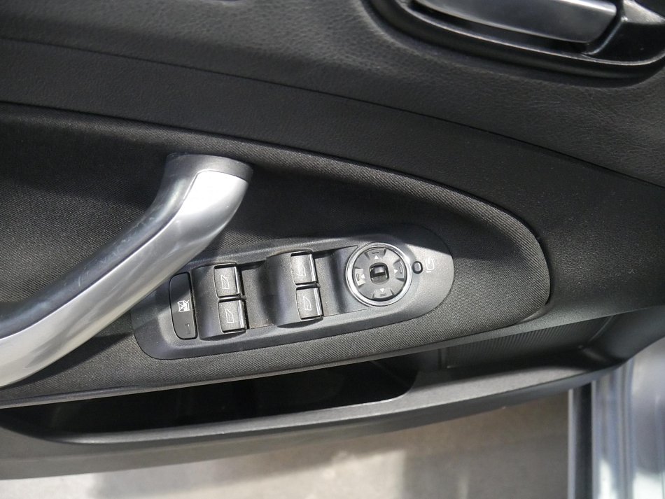 Ford Mondeo 1.6Ti-VCT 