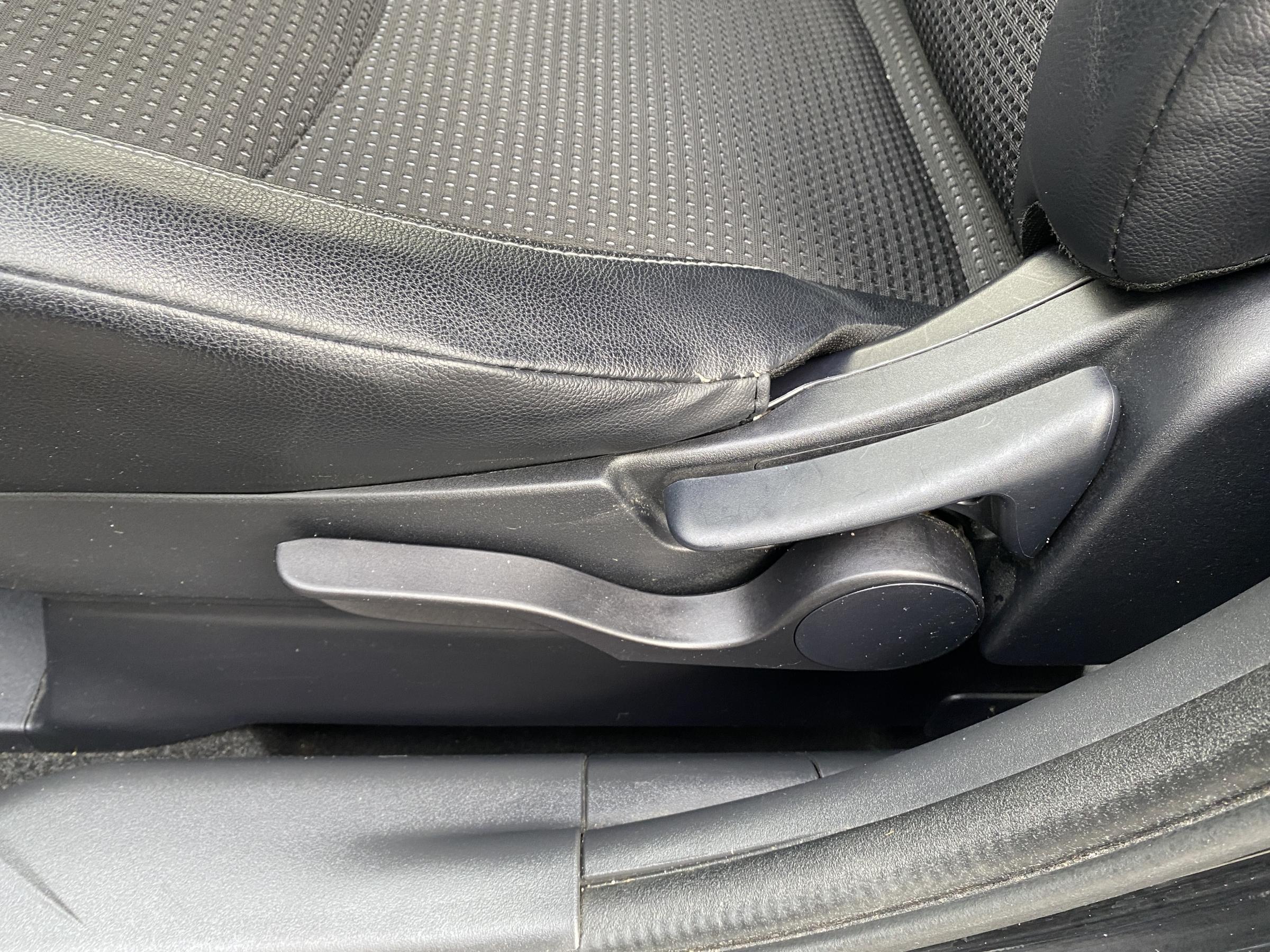 Citroën C4 Aircross, 2014 - pohled č. 14