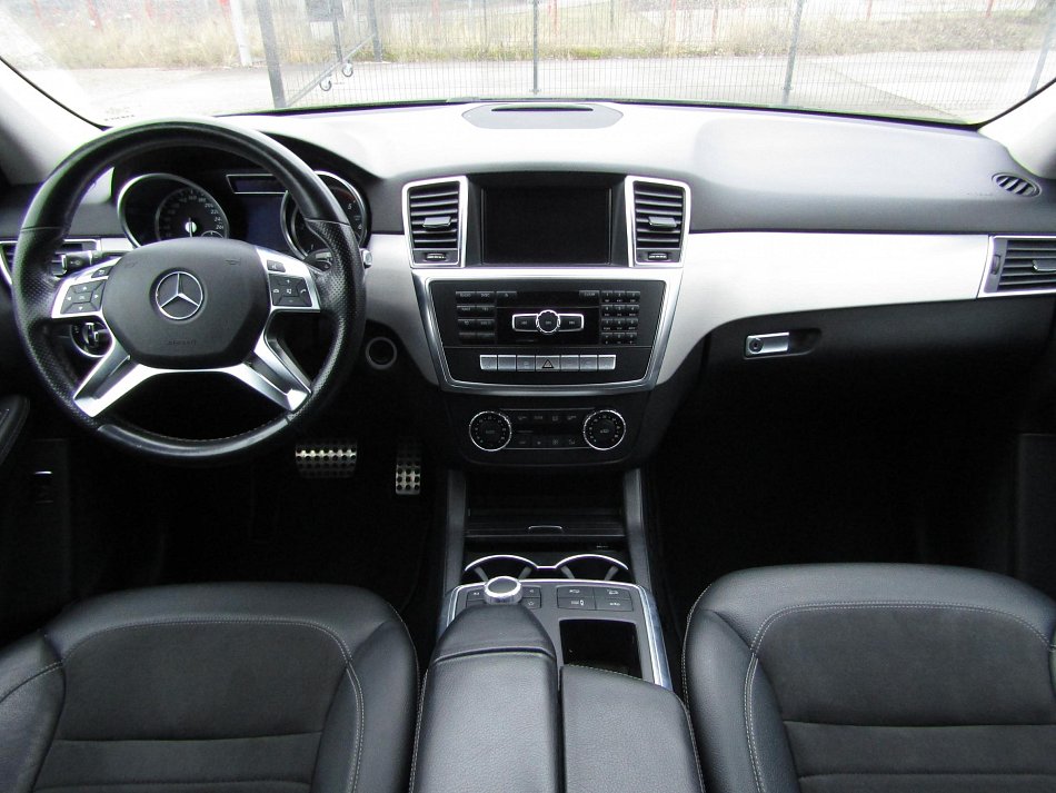 Mercedes-Benz Třída M 3.0 CDi  350 4Matic